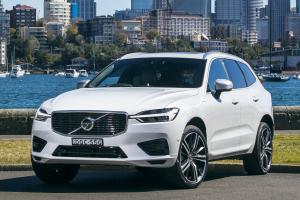 Volvo XC60 T8 Inscription 2017 года (AU)